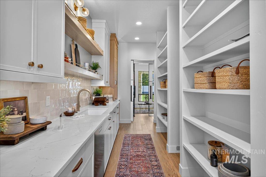 Storage area with a sink