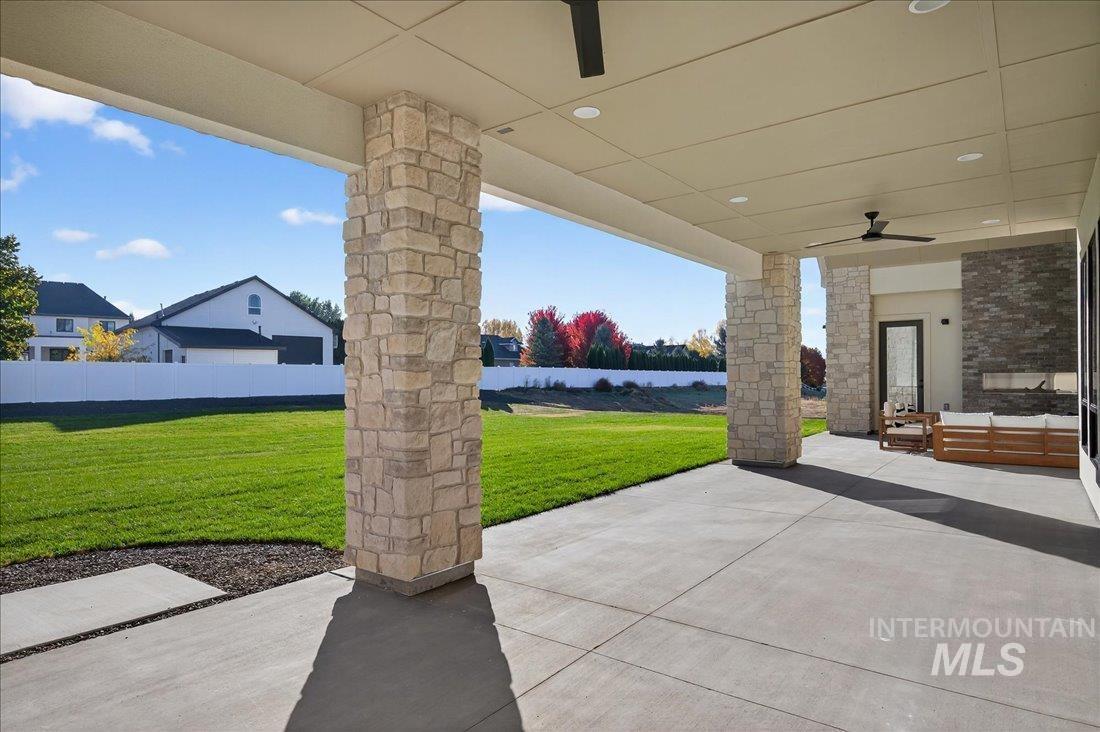 View of patio / terrace featuring ceiling fan