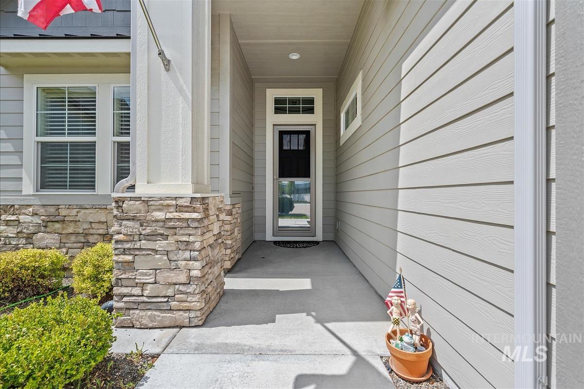 4577 N Comiso Place, Meridian, Idaho image 3