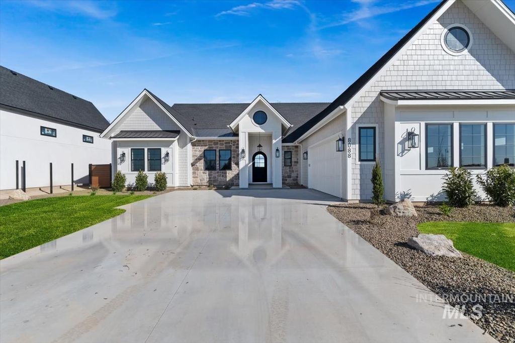 Photo of 8088 W Inspirado Dr, Meridian, ID 83646 (MLS # 98979061)