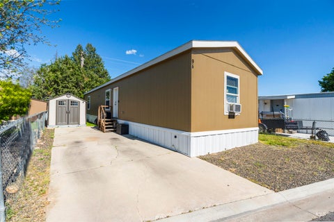 Photo of 424 W Cherry Ln, Meridian, ID 83642 (MLS # 98985606)