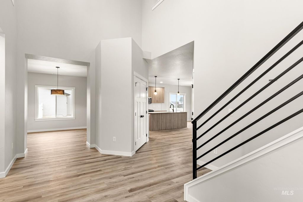 Photo of 3780 W Amapola Dr, Meridian, ID 83642 (MLS # 98978459)