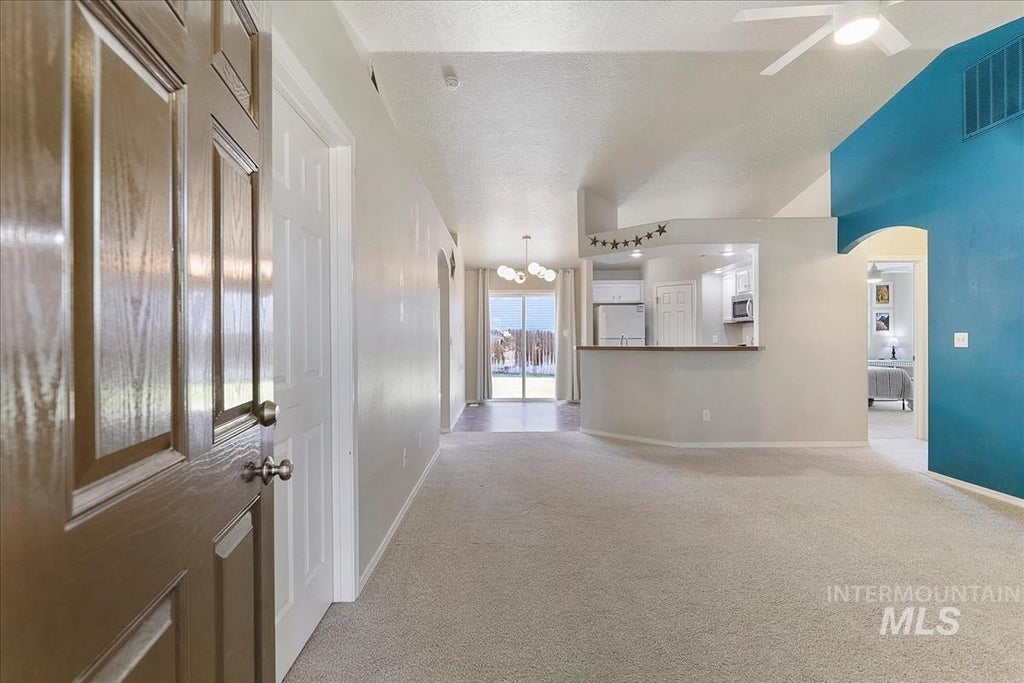 Photo of 20535 Hancock Ave, Caldwell, ID 83605 (MLS # 99002629)