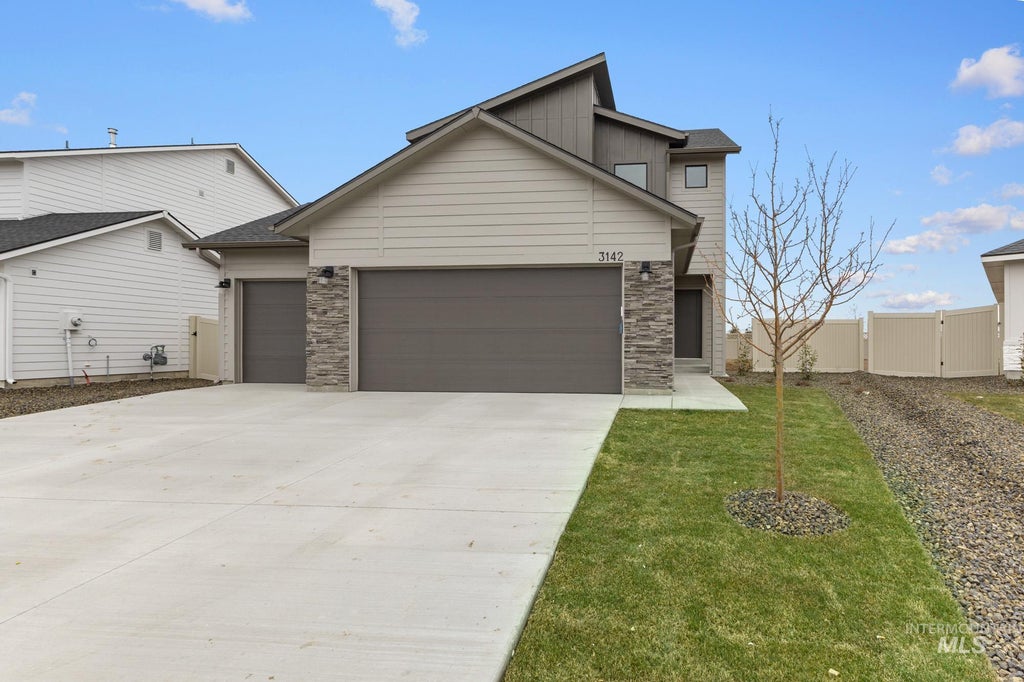 Photo of 2317 W Red Jasper Dr, Kuna, ID 83634 (MLS # 99000974)