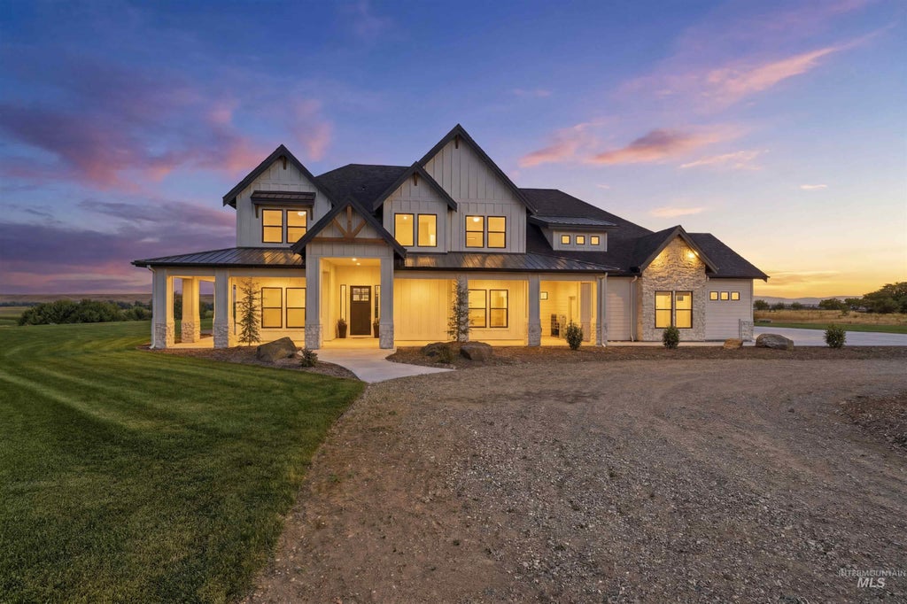 Photo of 6258 Se 3rd Ave, New Plymouth, ID 83655 (MLS # 98994290)