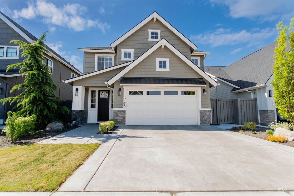 Photo of 3465 E Berghan ST, Meridian, ID 83642 (MLS # 98985367)