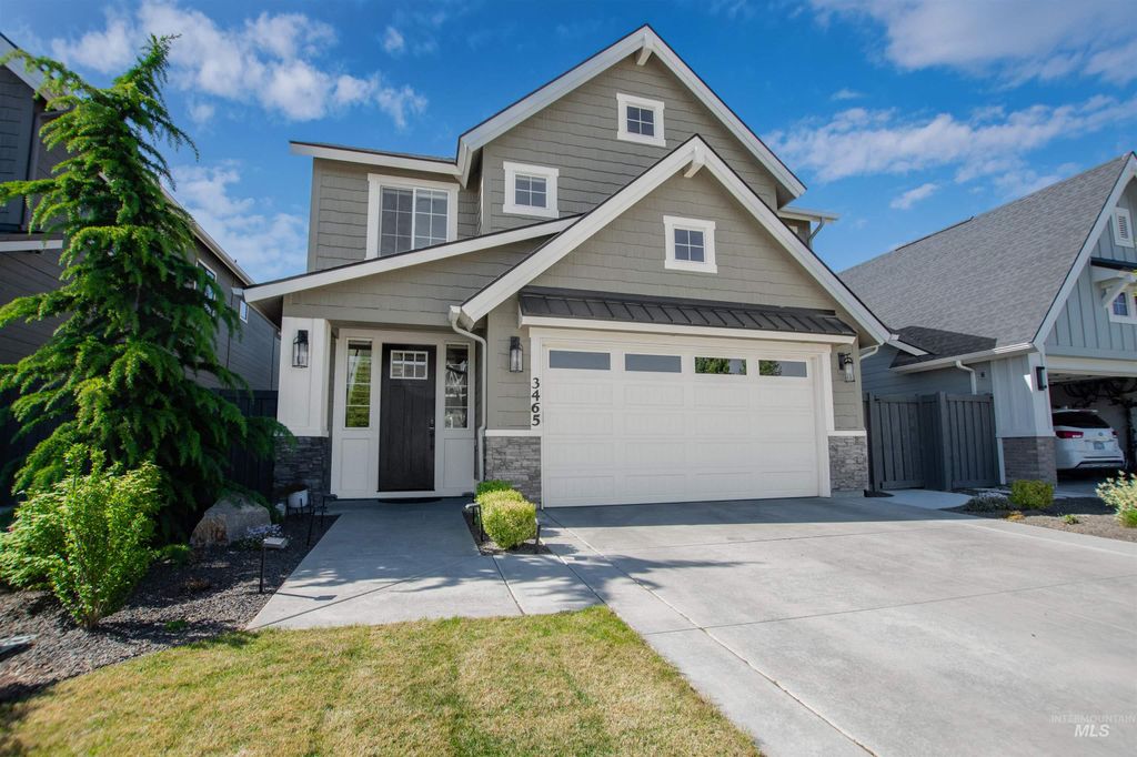 Photo of 3465 E Berghan ST, Meridian, ID 83642 (MLS # 98985367)