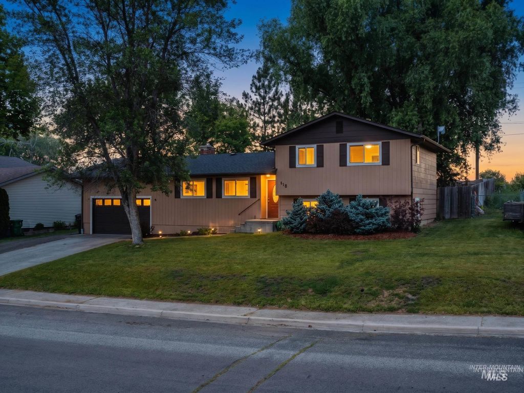 Photo of 618 Dawn Drive, Grangeville, ID 83530 (MLS # 98994874)
