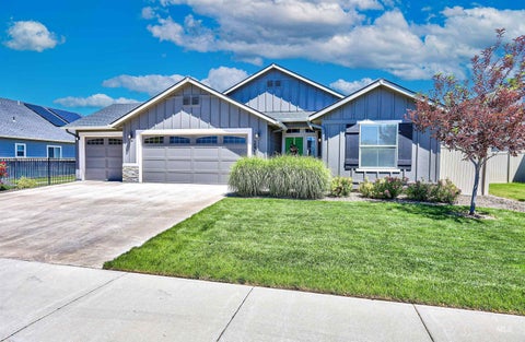 Photo of 15352 Hogback Way, Caldwell, ID 83607 (MLS # 98990062)
