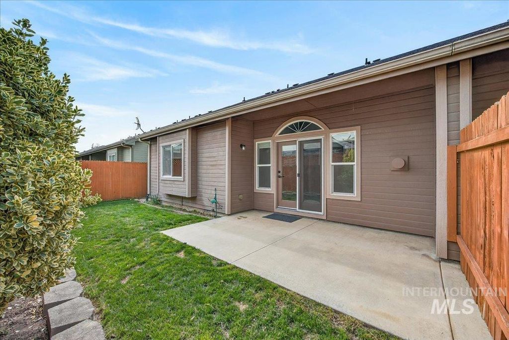 Photo of 3298 N Aster Ave, Boise, ID 83704 (MLS # 98979327)