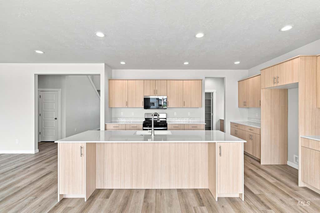 Photo of 12679 Kinsella St, Nampa, ID 83651 (MLS # 98998511)