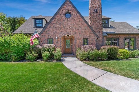 Photo of 1121 N 17th Street, Boise, ID 83702 (MLS # 98964350)