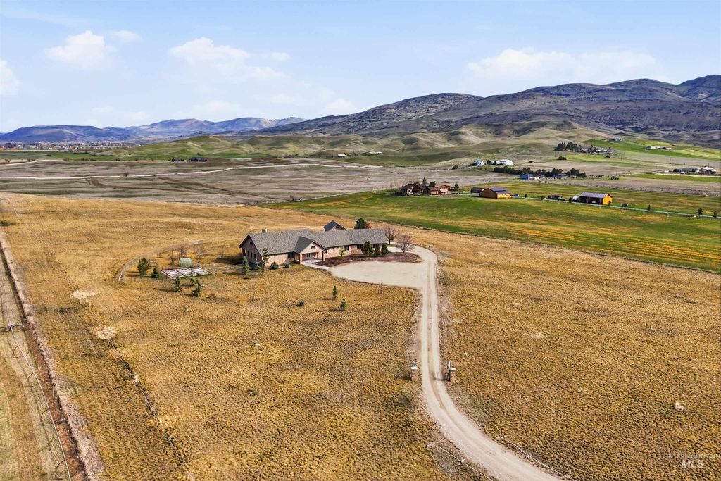 Photo of 9650 N Highway 52, Sweet, ID 83670 (MLS # 98978766)