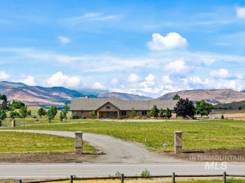 Photo of 9650 N Highway 52, Horseshoe Bend, ID 83670 (MLS # 98978766)