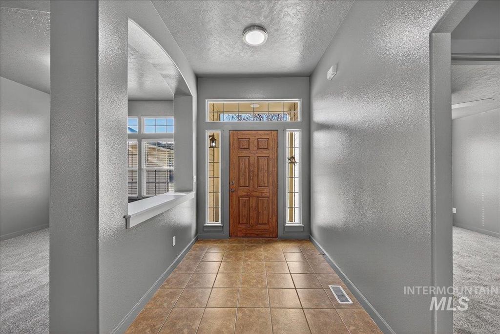 Photo of 1254 E Sicily St, Meridian, ID 83642 (MLS # 98965635)