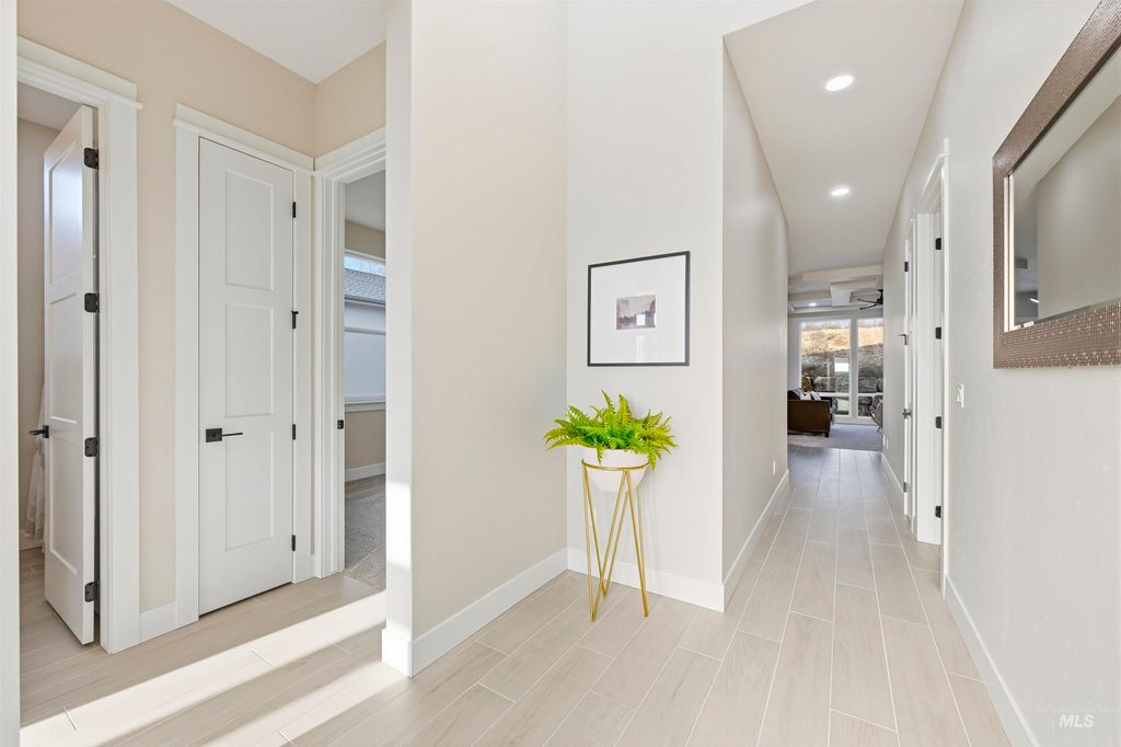 Photo of 438 W Millstone St, Middleton, ID 83644 (MLS # 98973787)