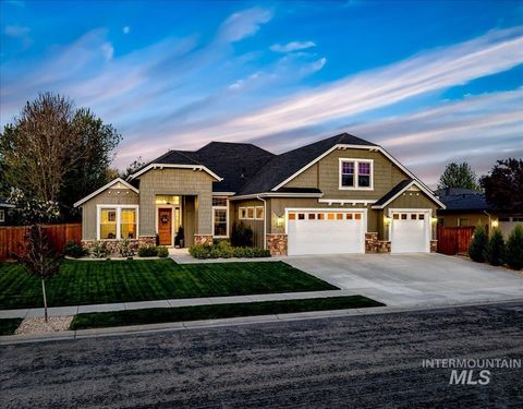 5832 N Claret Cup Way Meridian ID 83646