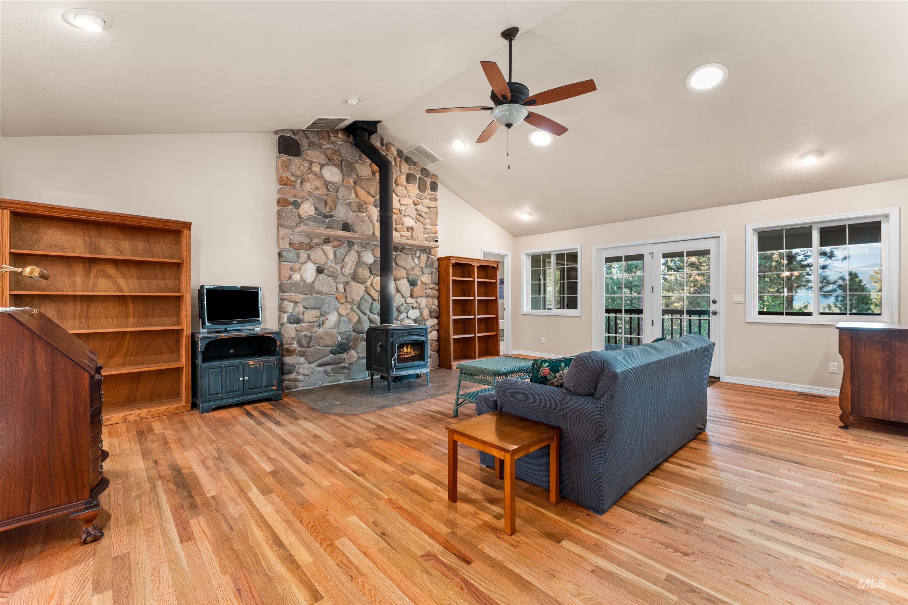 149 Scriver Woods Rd