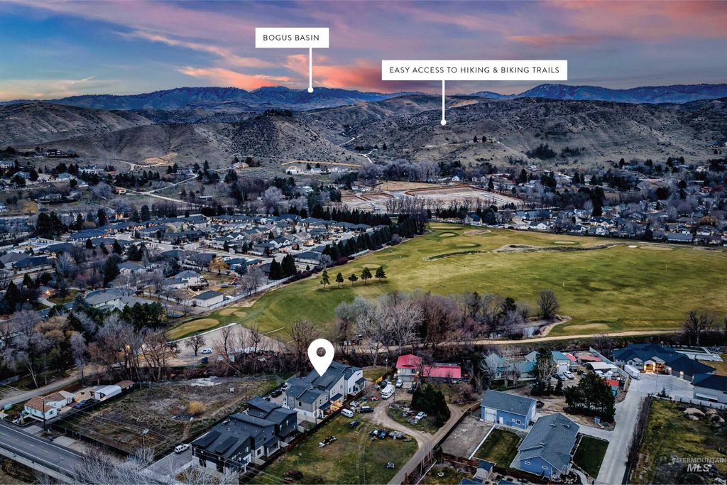 Photo of 6323 W Bluebird Lane, Boise, ID 83714 (MLS # 98975294)