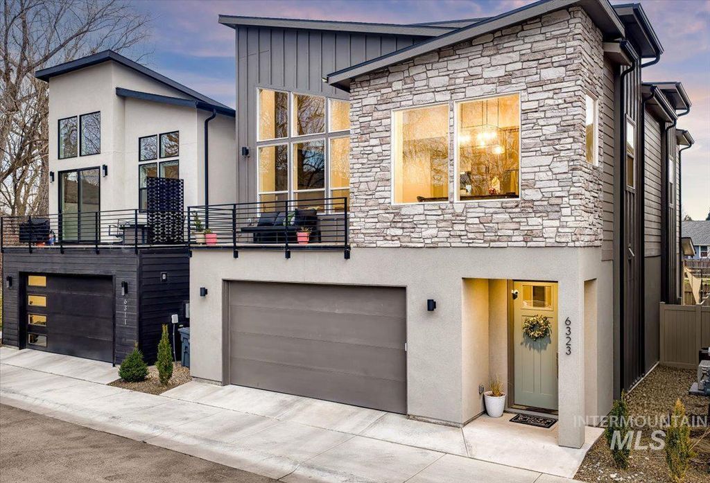 Photo of 6323 W Bluebird Lane, Boise, ID 83714 (MLS # 98975294)