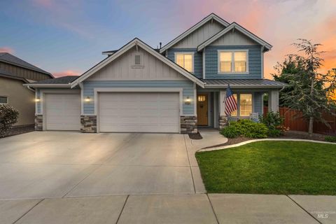 Photo of 9561 W Wildbranch Dr, Star, ID 83669 (MLS # 98986404)
