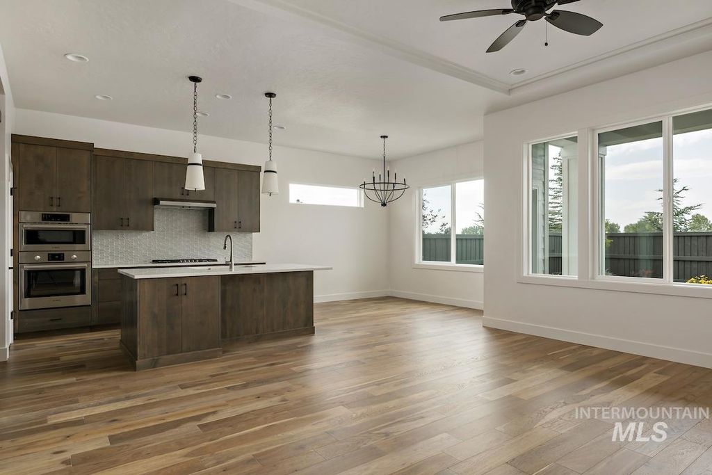 Photo of 998 E Escalation St, Meridian, ID 83642 (MLS # 98972231)