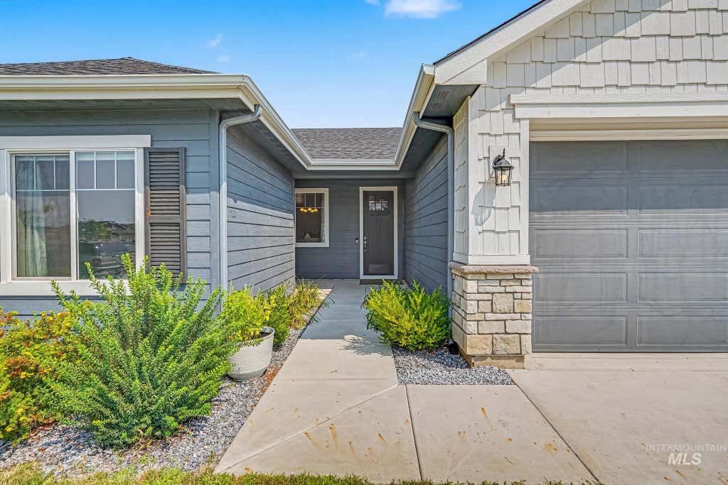 Photo of 1628 W Whistleberry St, Middleton, ID 83644 (MLS # 98997220)