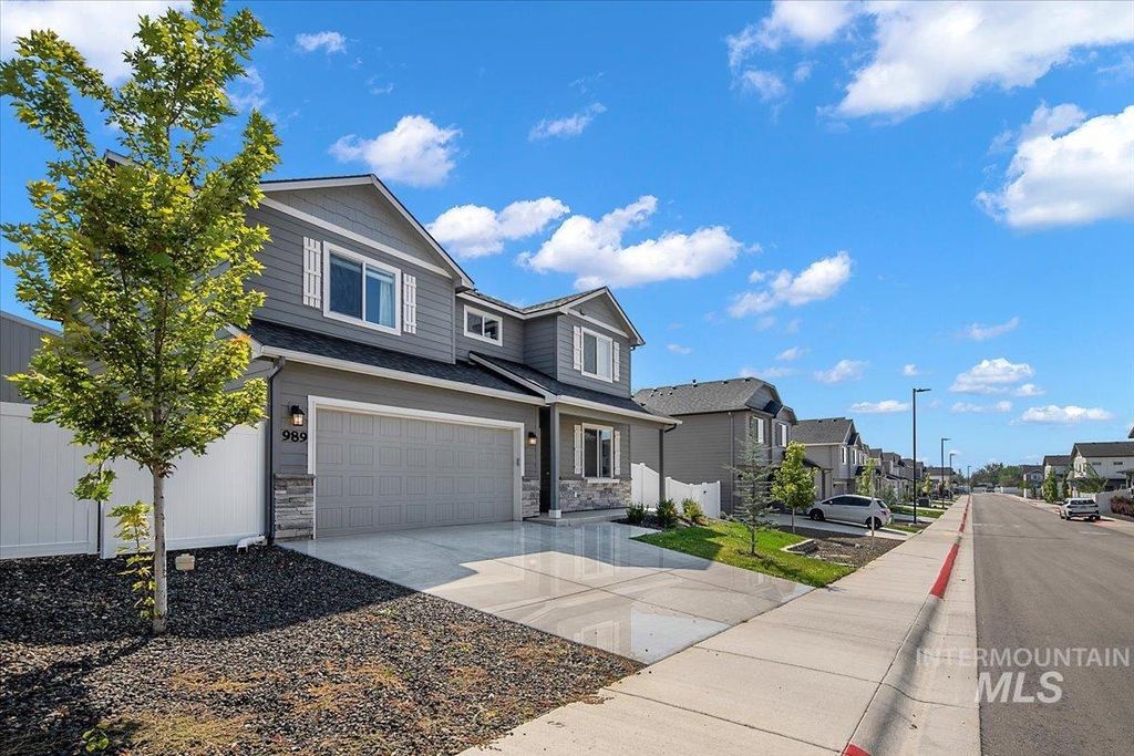 Photo of 989 N Acer Loop, Nampa, ID 83687 (MLS # 98974483)