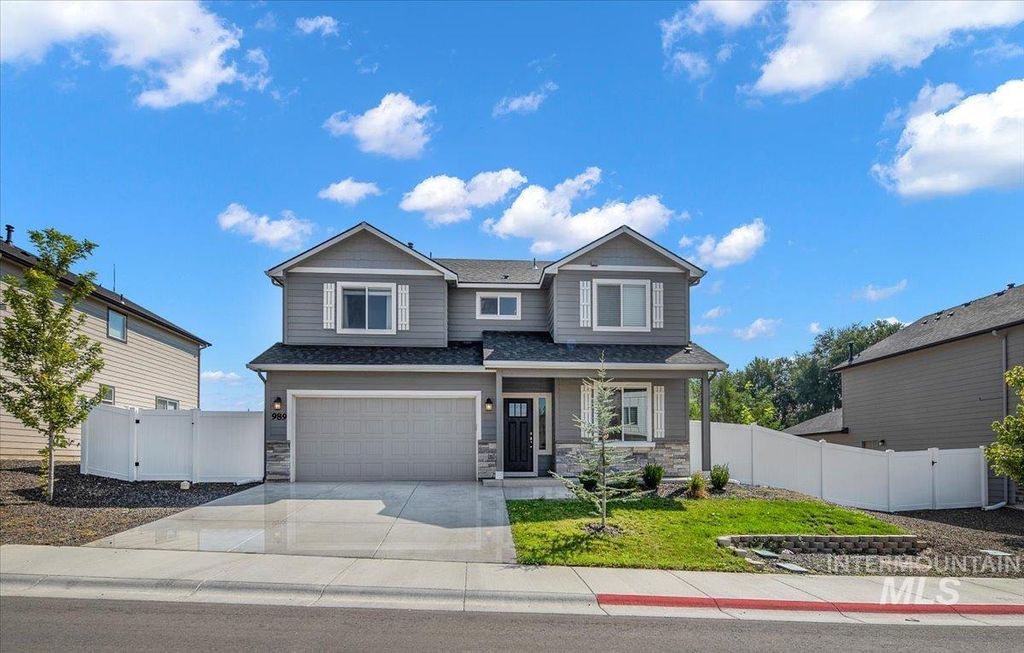 Photo of 989 N Acer Loop, Nampa, ID 83687 (MLS # 98974483)