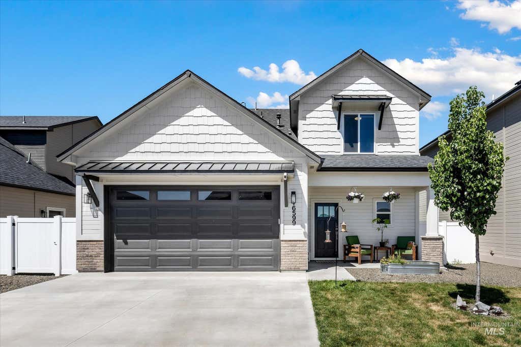 Photo of 16599 N Red Oak Dr, Nampa, ID 83687 (MLS # 98994457)