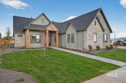 Photo of 6228 W Evita St, Eagle, ID 83616 (MLS # 98967000)