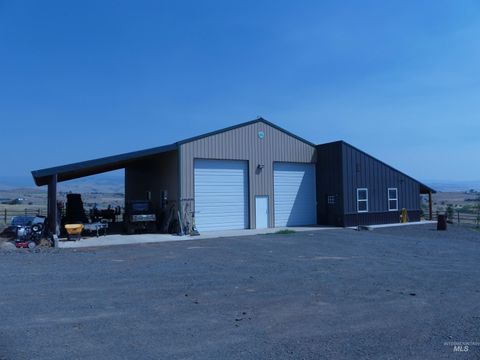 2193 Apple Lane Mesa ID 83643