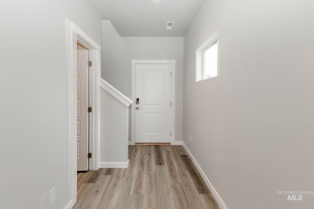 Photo of 6612 W Black Butte Dr, Meridian, ID 83646 (MLS # 98978563)