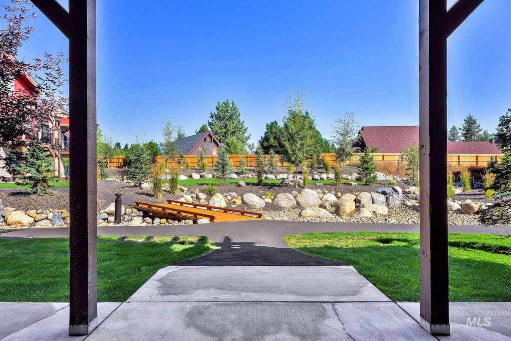 Photo of 107 Broken Pine Lane, McCall, ID 83638 (MLS # 98981544)