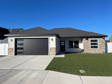 2022 Harrison St Twin Falls ID 83301