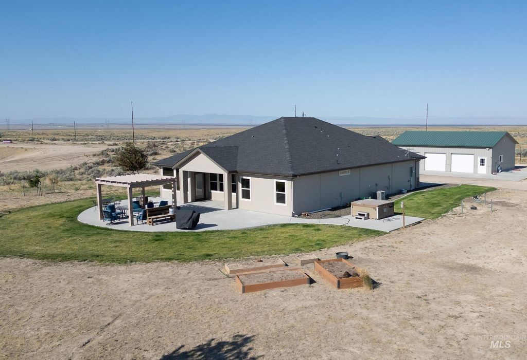 Photo of 185 S Prong Horn, Boise, ID 83716 (MLS # 98958340)