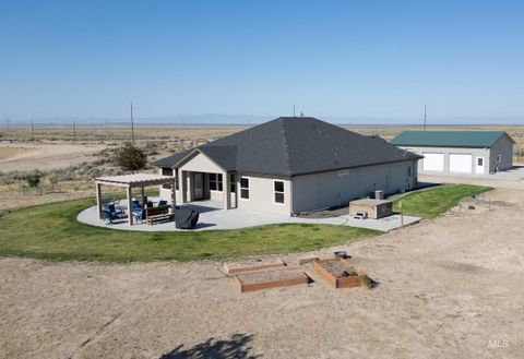 Photo of 185 S Prong Horn, Boise, ID 83716 (MLS # 98958340)