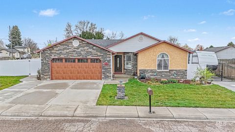 3019 Sugar Cane Dr. Nampa ID 83687