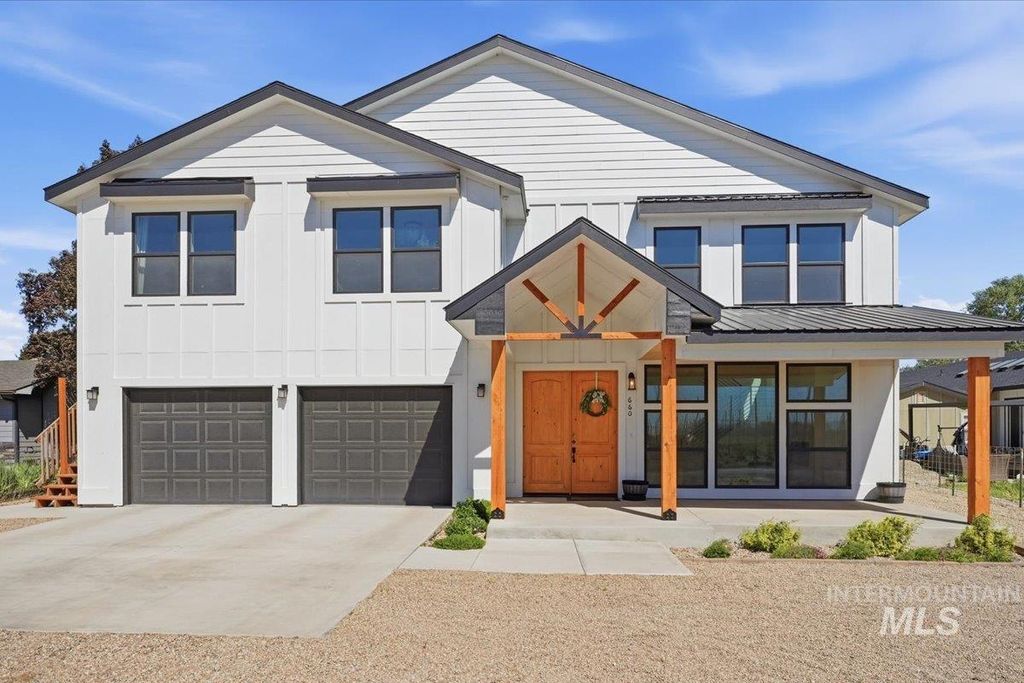 Photo of 660 3rd Street, Notus, ID 83656 (MLS # 98986449)
