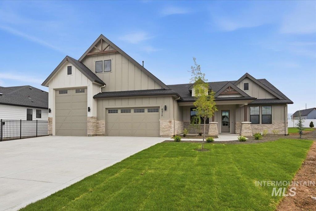 Photo of 6970 E Chicken Hawk Loop, Nampa, ID 83686 (MLS # 98982338)
