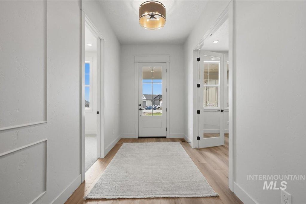 Photo of 6970 E Chicken Hawk Loop, Nampa, ID 83686 (MLS # 98982338)