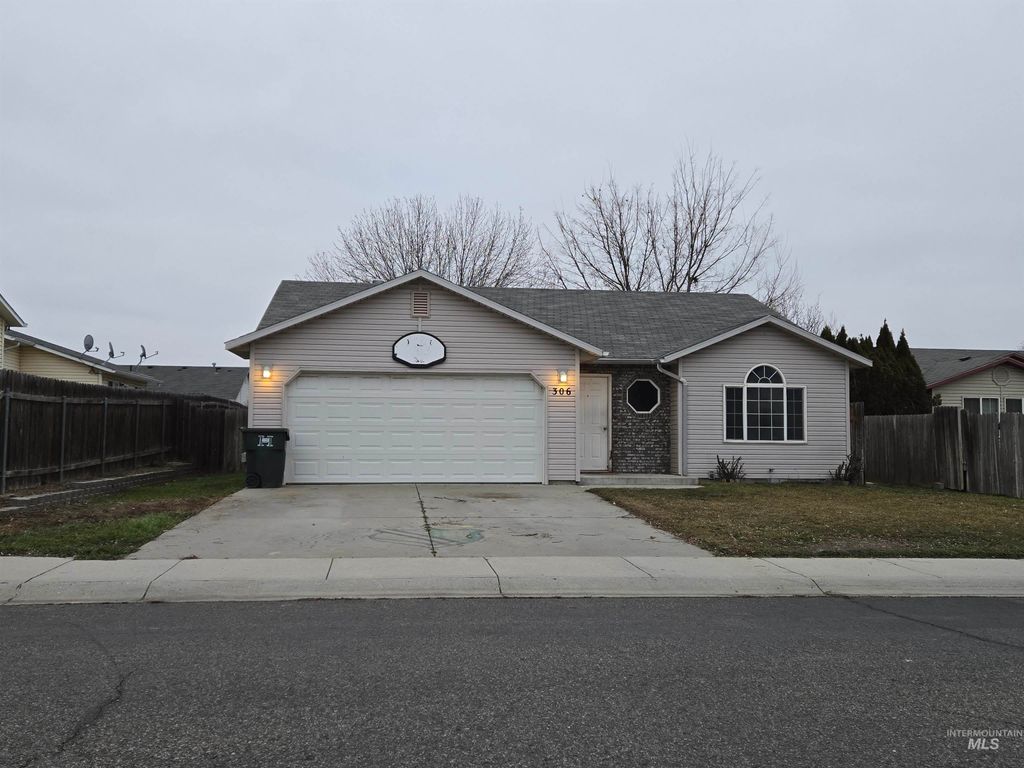 Photo of 306 Quail Cove. Cr Cir, Fruitland, ID 83619 (MLS # 98972544)