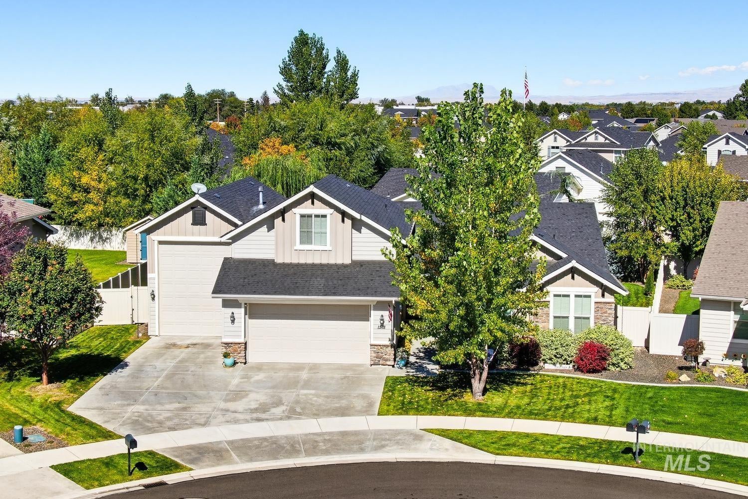 1518 W W Bear Track