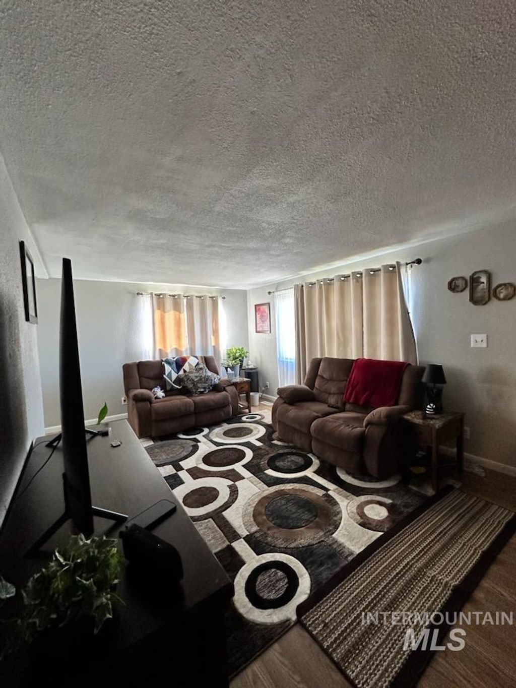 Photo of 2050 Kings Row, Heyburn, ID 83336 (MLS # 98977124)