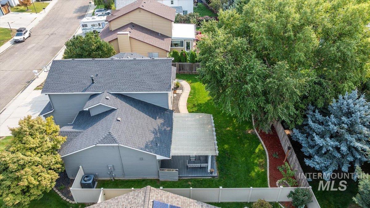 Aerial view of property and surrounding area