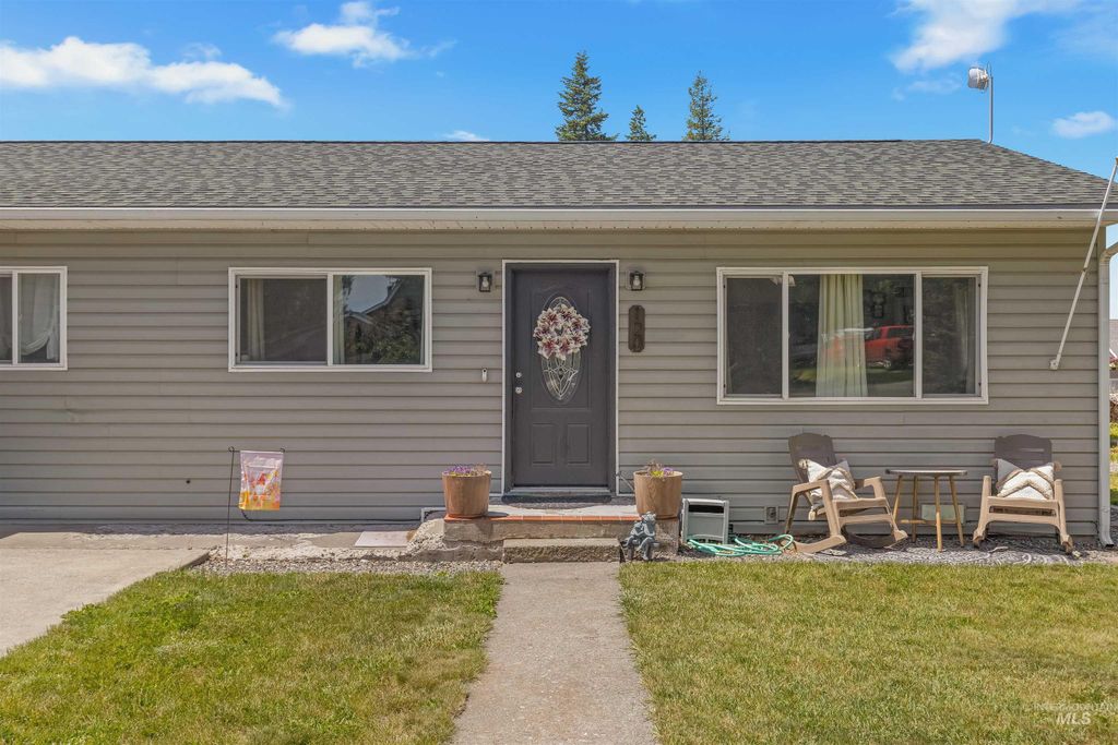 Photo of 120 4th Avenue, Craigmont, ID 83523 (MLS # 98991019)