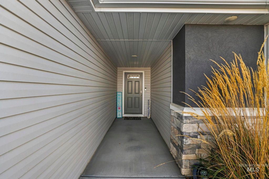 Photo of 766 Cortni Drive, Twin Falls, ID 83301 (MLS # 98969682)