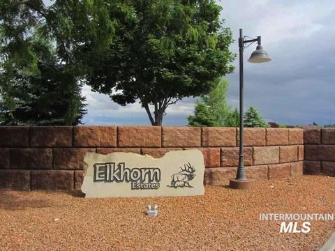 2531 E 3753 Twin Falls ID 83301