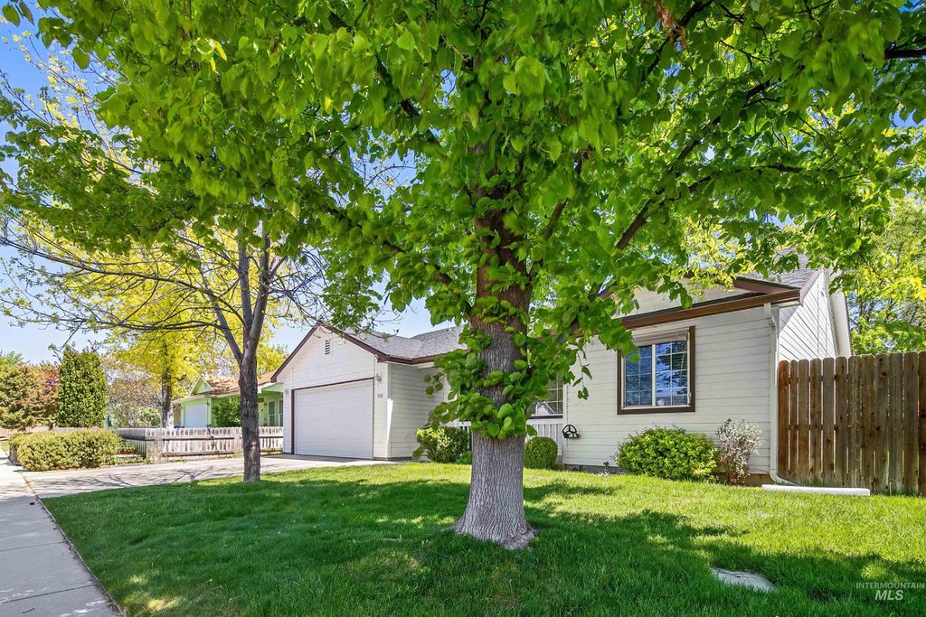 Photo of 4532 S Chariot Way, Boise, ID 83709 (MLS # 98984893)