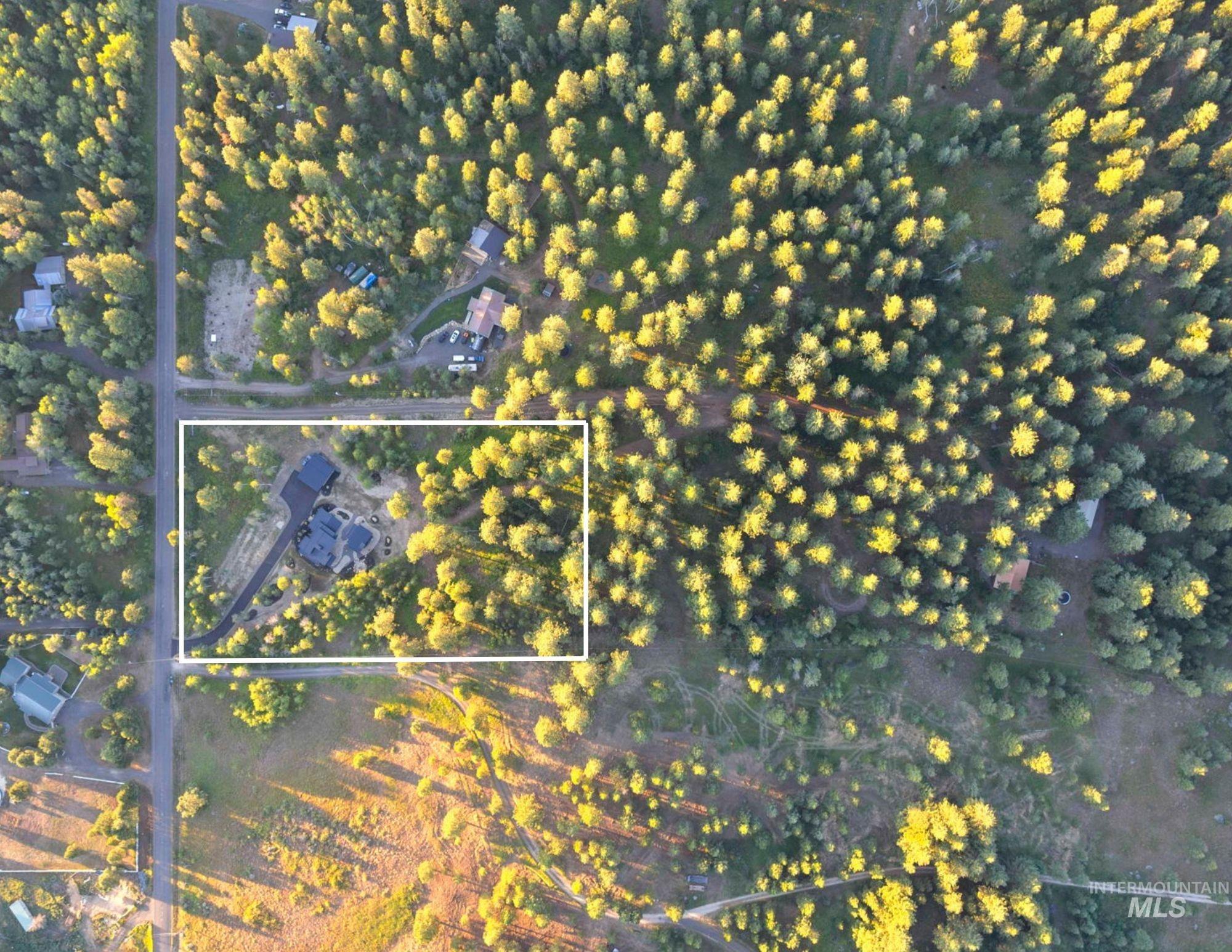 Aerial view of property's location featuring property boundaries highlighted